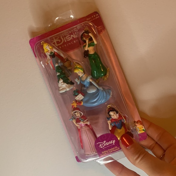 Collector mini Disney princess ornaments - Picture 1 of 3